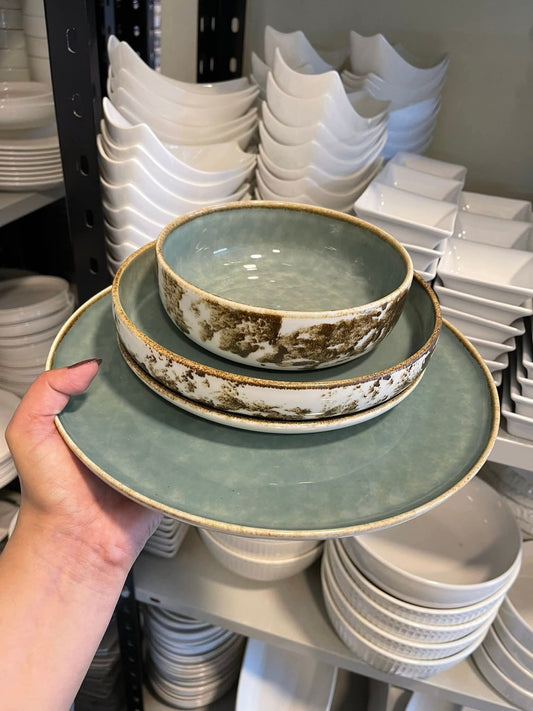 Gadah-dinner set
